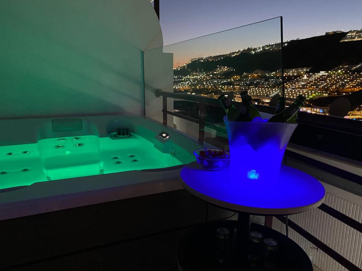 Villa Mogan Mall, Con Jacuzzi Y Playstation 5 Puerto Rico  Zewnętrze zdjęcie